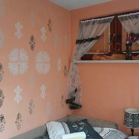 Minea Apartman *
